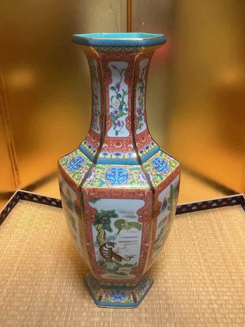 1055 九谷焼 陶宝 染付山水図 手付角花瓶　未使用 1055 九谷焼 陶宝 染付山水図 手付角花瓶 未使用 1055 九谷 陶